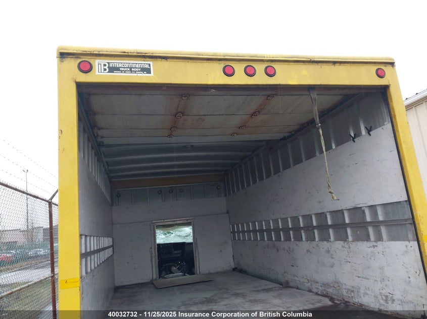 2007 Chevrolet Express G3500 VIN: 1GBJG312471105151 Lot: 40032732