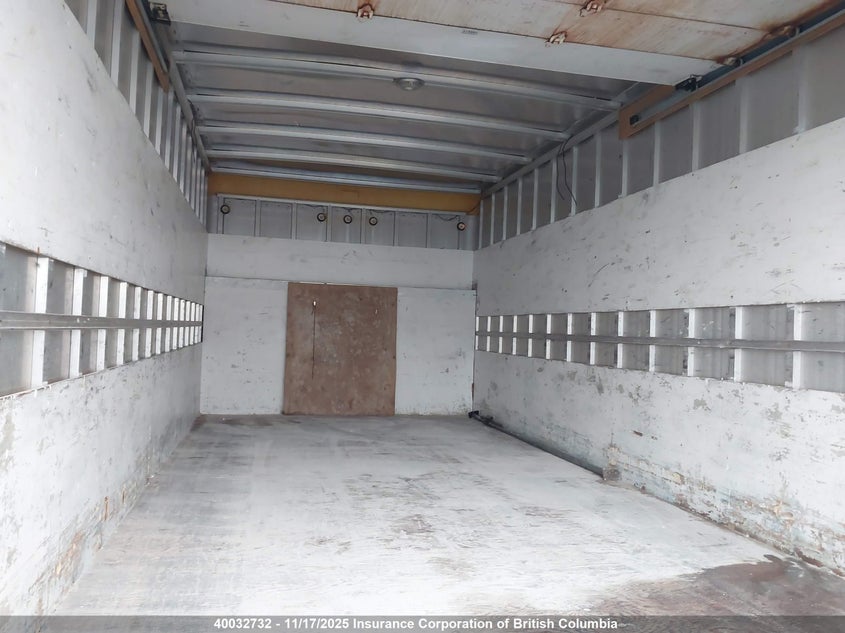 1GBJG312471105151 2007 CHEVROLET EXPRESS photo no. 5