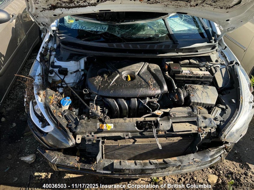 5NPDH4AE8FH627391 2015 HYUNDAI ELANTRA photo no. 9