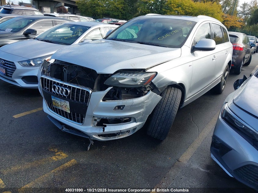 WA1MMCFE6BD003873 2011 AUDI Q7 photo no. 2