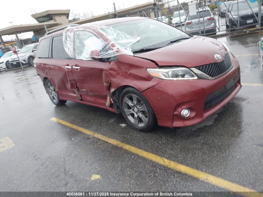 5TDXK3DCXFS600089 2015 TOYOTA SIENNA photo no. 12