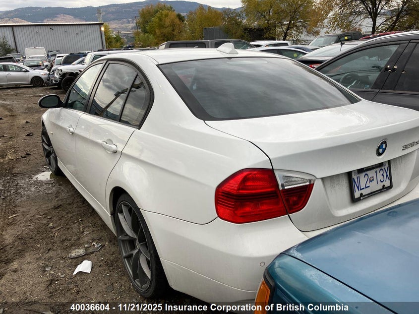 WBAVC93567K032407 2007 BMW 3ER photo no. 3