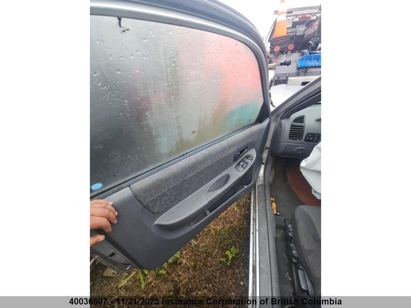 KMHCG35C94U297339 2004 HYUNDAI ACCENT photo no. 12