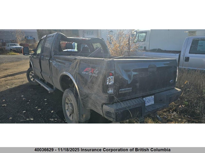1FTWW31P35EB61975 2005 FORD F350 photo no. 3