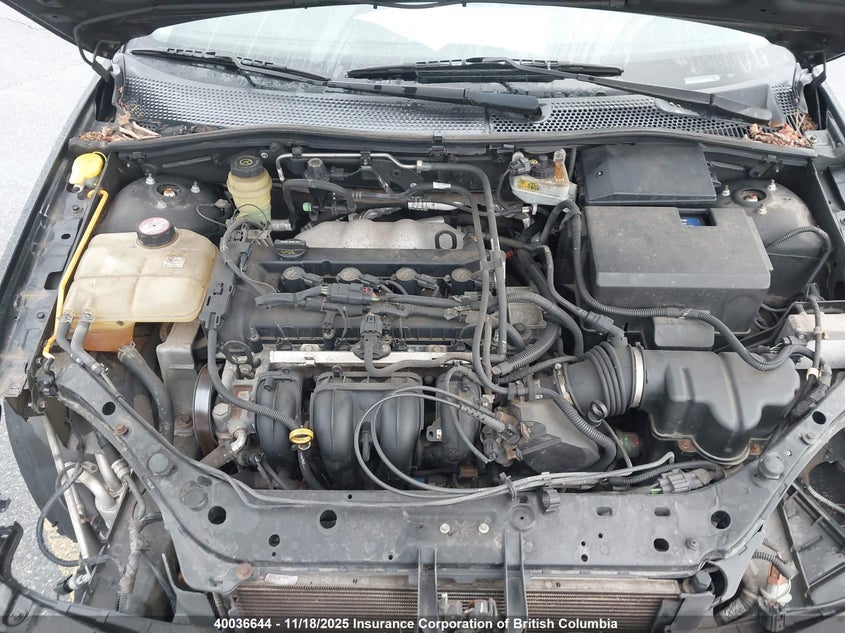 3FAFP37N95R114133 2005 FORD FOCUS photo no. 10