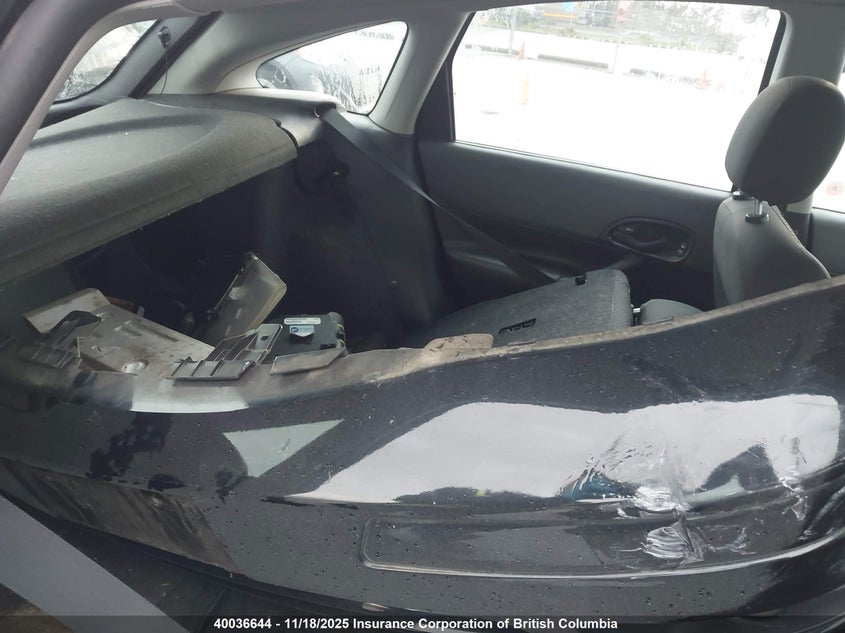 3FAFP37N95R114133 2005 FORD FOCUS photo no. 12