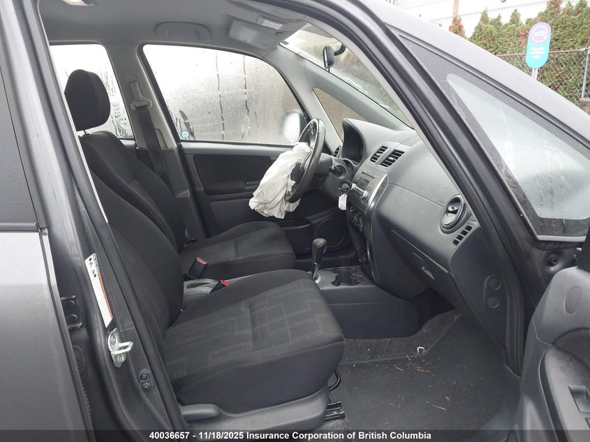 JS2YB5A20B6301237 2011 SUZUKI SX4 photo no. 5