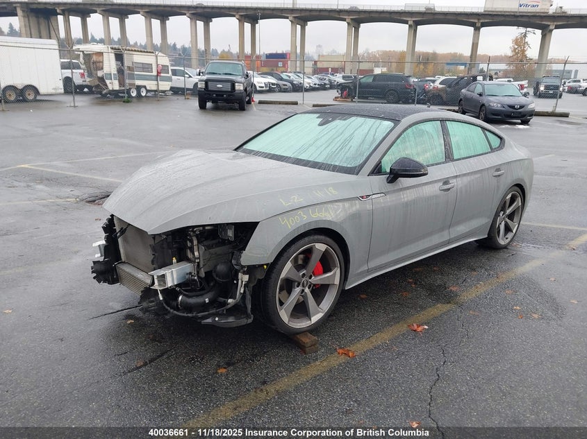 WAUFACF53NA024268 2022 AUDI A5 photo no. 2