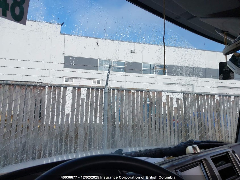 2AYNE8JP6G3S13581 2016   photo no. 16