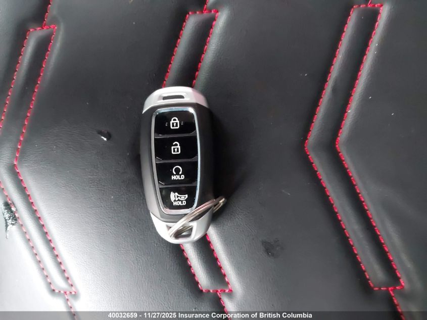 2025 Hyundai Venue Sel/Limited VIN: KMHRC8A34SU359705 Lot: 40032659