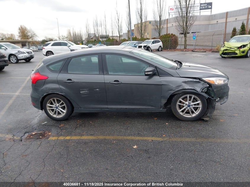 1FADP3K2XGL353647 2016 FORD FOCUS photo no. 13