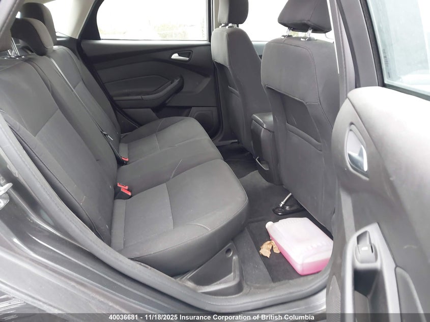 1FADP3K2XGL353647 2016 FORD FOCUS photo no. 8
