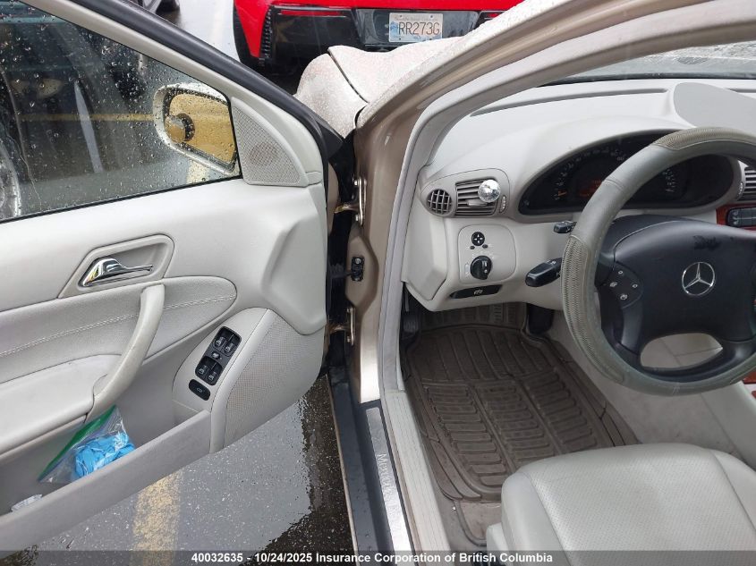 2003 Mercedes-Benz C 240 VIN: WDBRF61J33F379818 Lot: 40032635