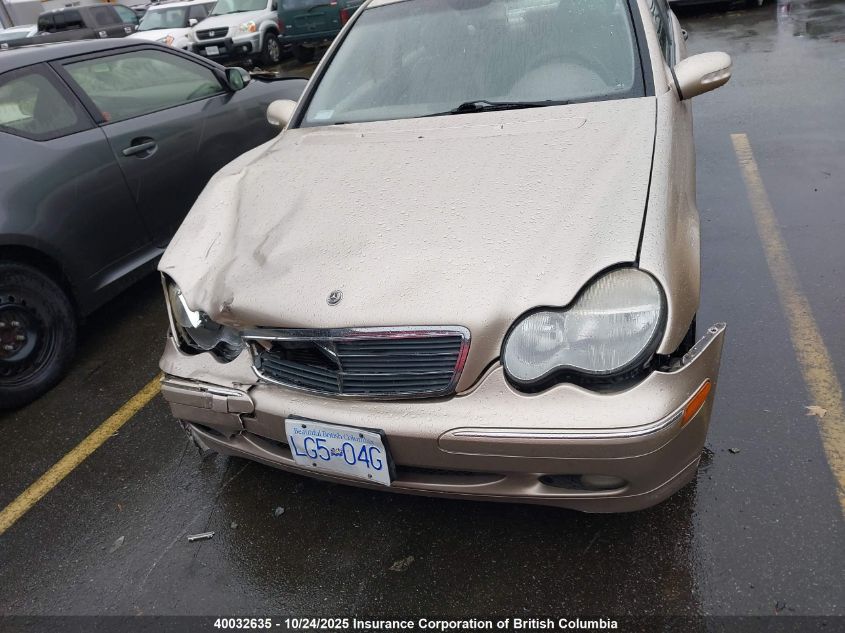 2003 Mercedes-Benz C 240 VIN: WDBRF61J33F379818 Lot: 40032635