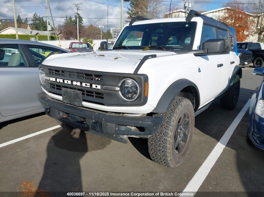 1FMDE1BH2RLA62261 2024 FORD BRONCO photo no. 2
