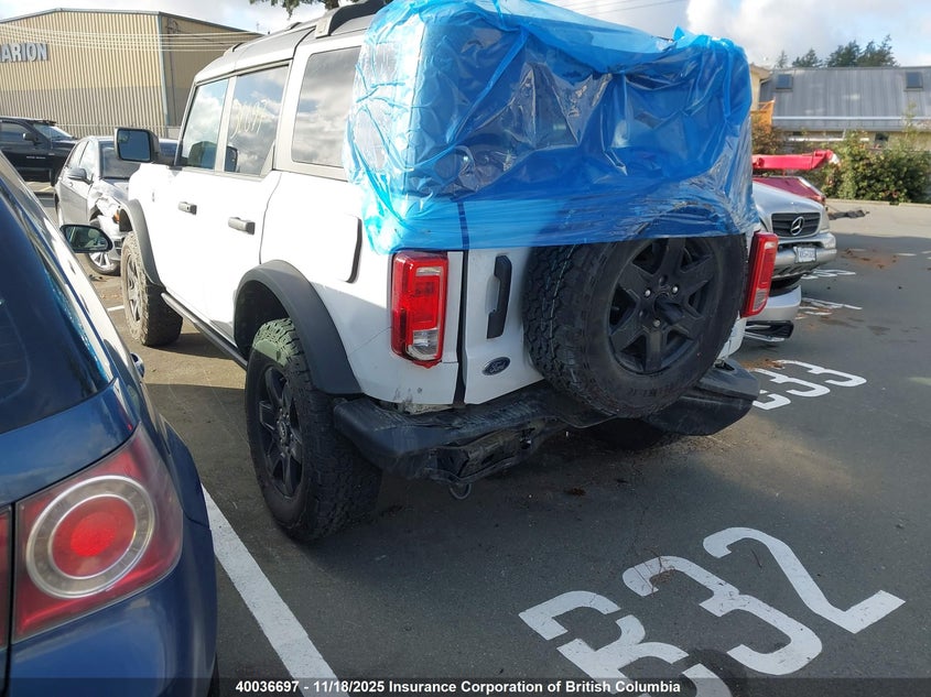 1FMDE1BH2RLA62261 2024 FORD BRONCO photo no. 3