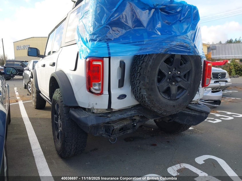 2024 Ford Bronco Black Diamond VIN: 1FMDE1BH2RLA62261 Lot: 40036697