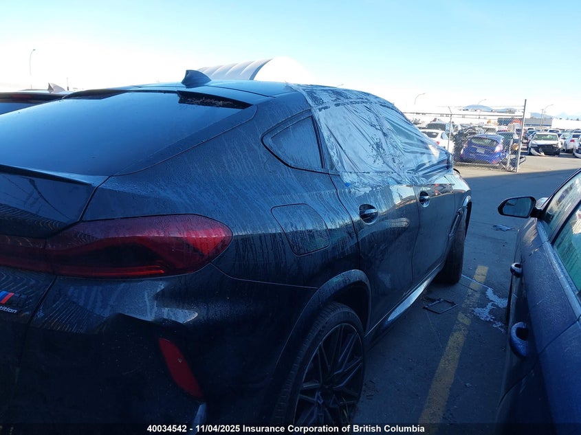 5YMCY0C08P9P55735 2023 BMW X6 photo no. 4