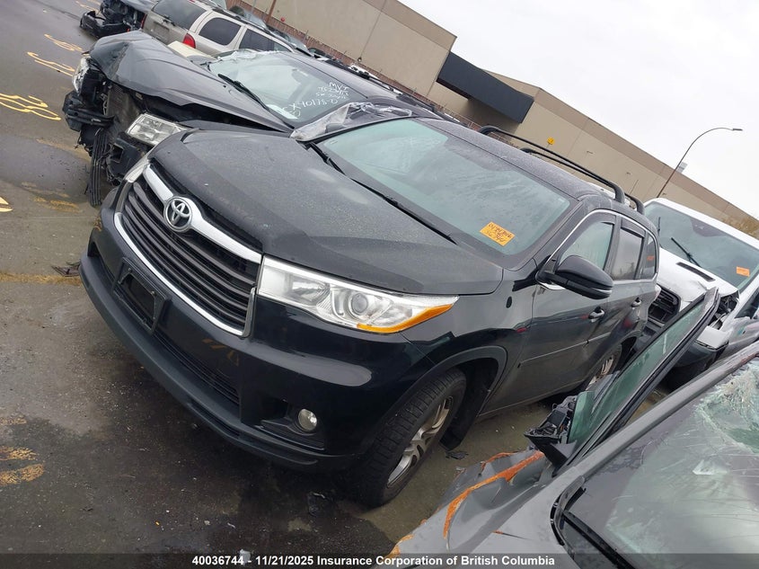 5TDBKRFH4FS189939 2015 TOYOTA HIGHLANDER photo no. 2