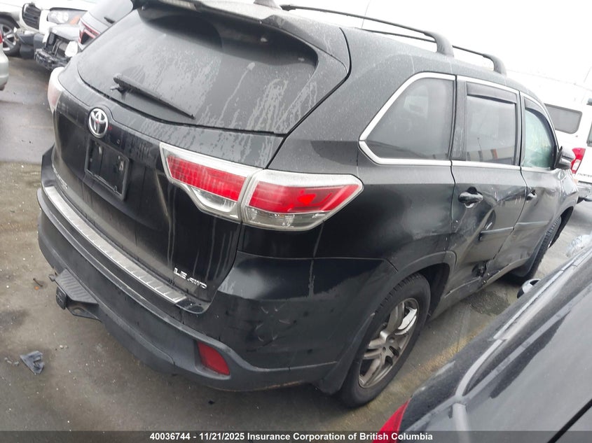 5TDBKRFH4FS189939 2015 TOYOTA HIGHLANDER photo no. 4