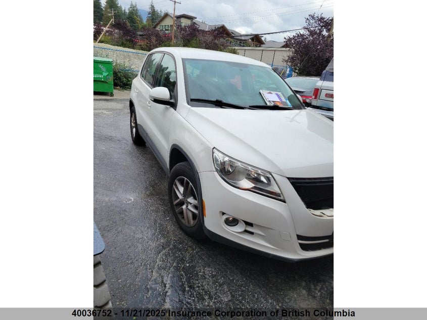WVGBV7AX1AW519423 2010 VOLKSWAGEN TIGUAN photo no. 5