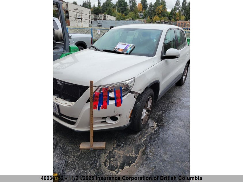 WVGBV7AX1AW519423 2010 VOLKSWAGEN TIGUAN photo no. 6