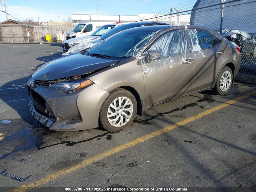 2T1BURHEXHC853394 2017 TOYOTA COROLLA photo no. 2