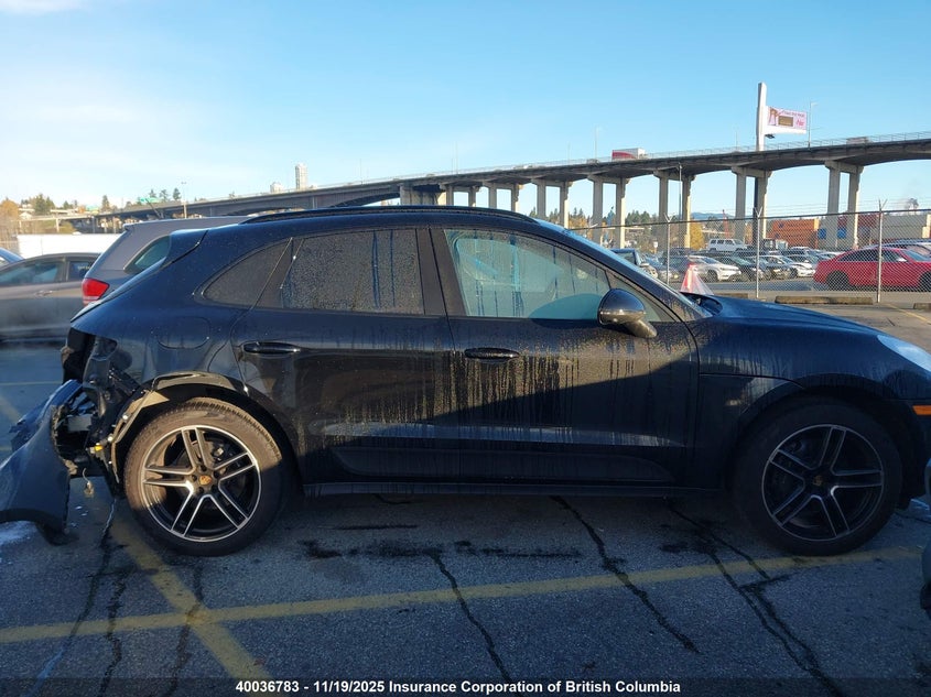 WP1AA2A59MLB16761 2021 PORSCHE MACAN photo no. 13