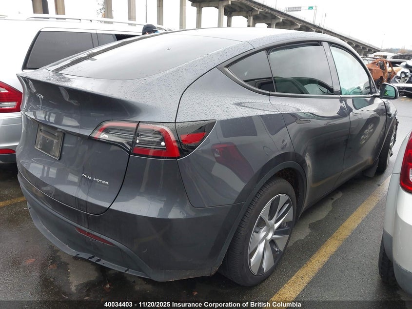 LRWYGDEE3PC267049 2023 TESLA MODEL Y photo no. 4
