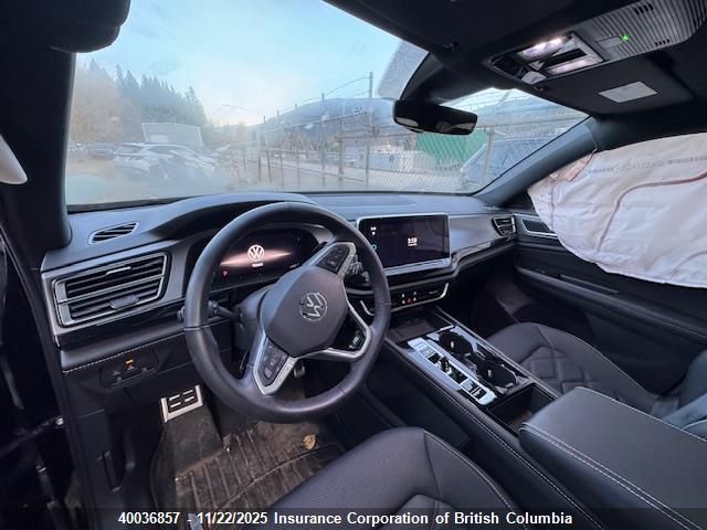 2025 Volkswagen Atlas VIN: 1V2KE2CA4SC216542 Lot: 40036857