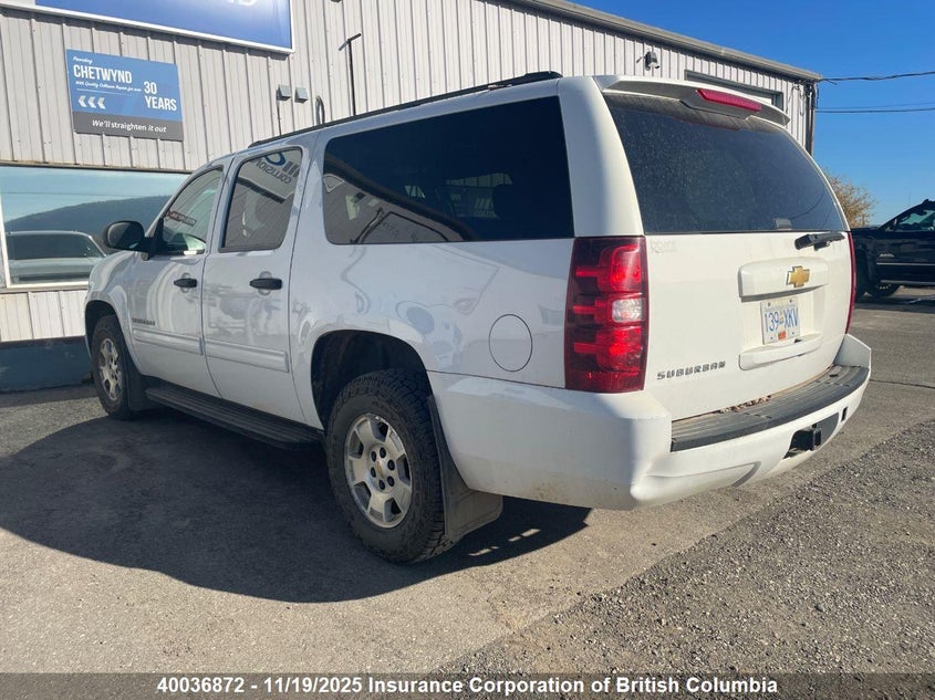 1GNSKHE72DR190187 2013 CHEVROLET SUBURBAN photo no. 3