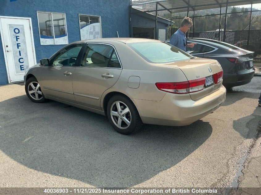 1HGCM56603A813705 2003 HONDA ACCORD photo no. 3