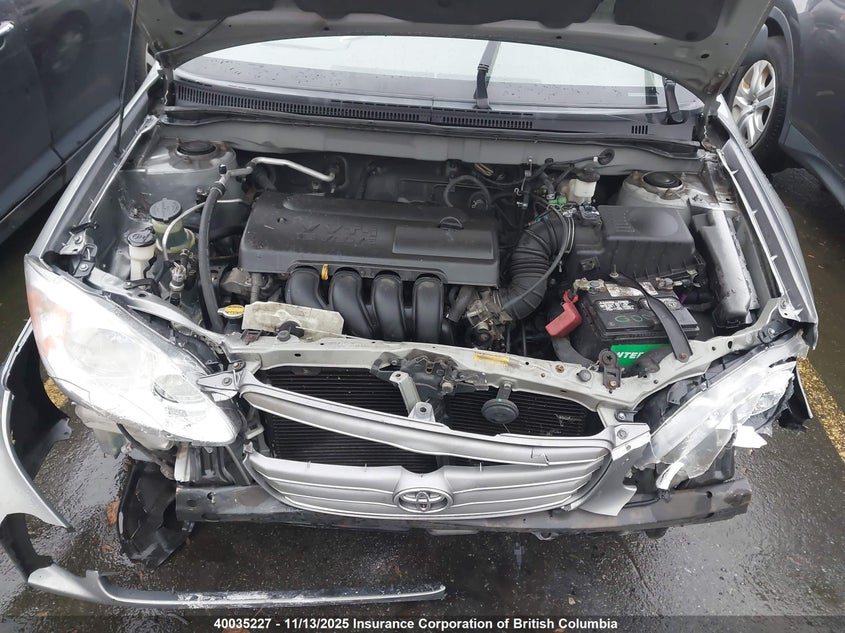 2004 Toyota Corolla Ce/Le/S VIN: 2T1BR32E74C792555 Lot: 40035227