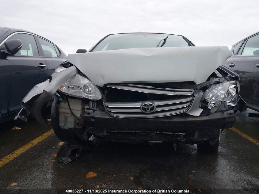 2004 Toyota Corolla Ce/Le/S VIN: 2T1BR32E74C792555 Lot: 40035227