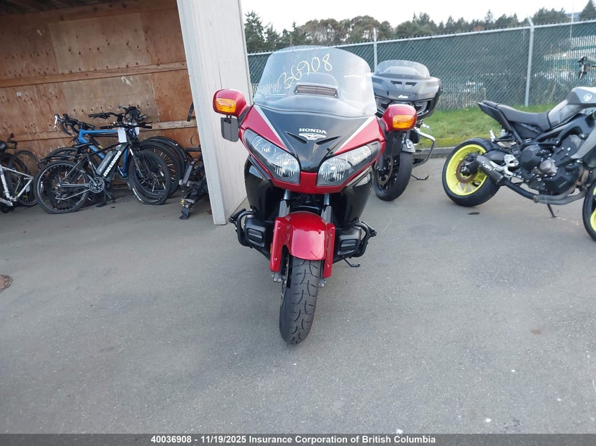 JH2SC68XXFK100082 2015 HONDA GL1800C photo no. 14