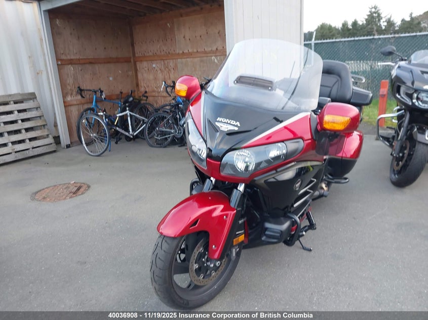JH2SC68XXFK100082 2015 HONDA GL1800C photo no. 5