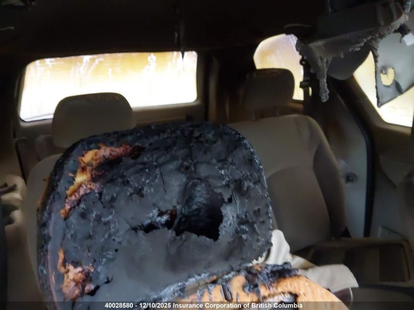 2005 Dodge Caravan Sxt VIN: 1D4GP45R05B357749 Lot: 40028580