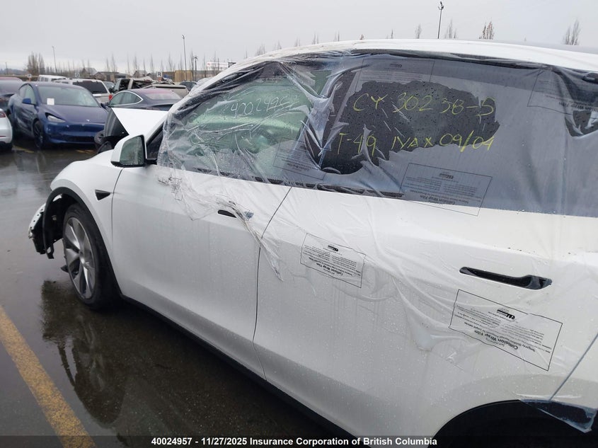 2022 Tesla Model Y VIN: 7SAYGDEE3NF544997 Lot: 40024957