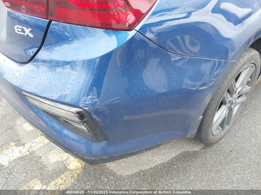 2021 Kia Forte Ex VIN: 3KPF54AD0ME392835 Lot: 40036528