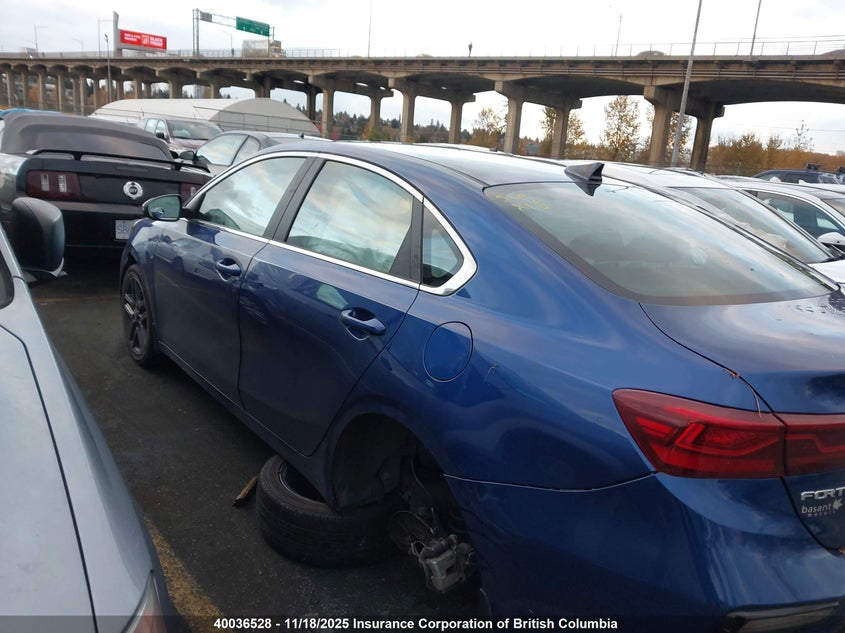 2021 Kia Forte Ex VIN: 3KPF54AD0ME392835 Lot: 40036528