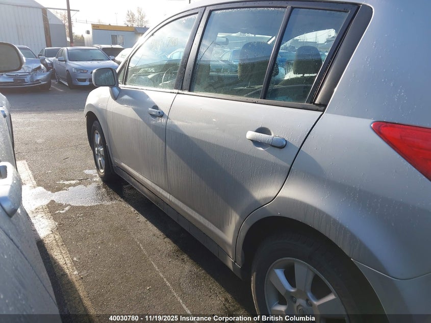 2011 Nissan Versa S/Sl VIN: 3N1BC1CP6BL469391 Lot: 40030780