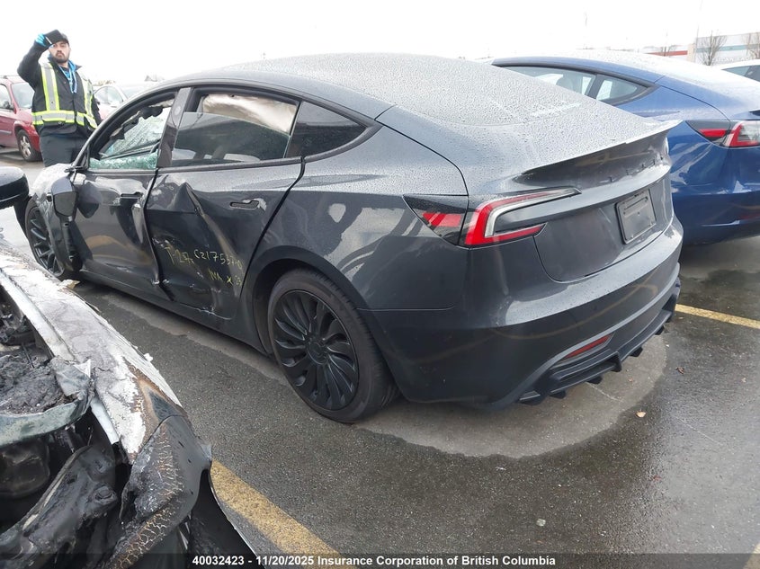 5YJ3E1EA5RF893058 2024 TESLA MODEL 3 photo no. 3