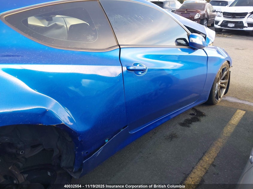 2011 Hyundai Genesis Coupe 3.8L VIN: KMHHU6KHXBU048013 Lot: 40032554