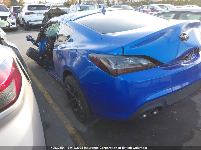 KMHHU6KHXBU048013 2011 HYUNDAI GENESIS COUPE photo no. 3