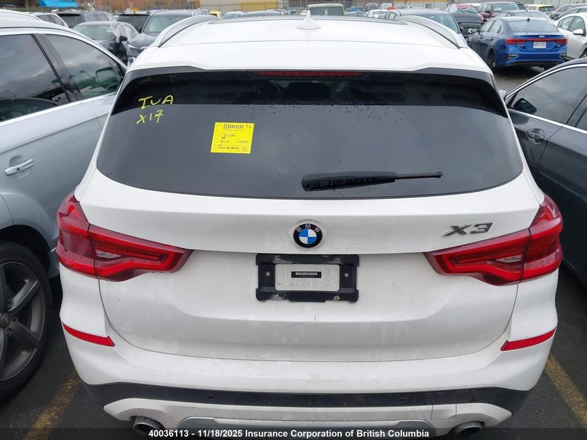 5UXTR9C52JLC74879 2018 BMW X3 photo no. 17