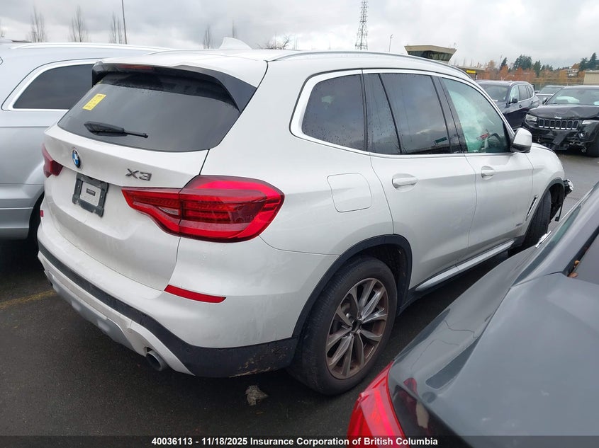 5UXTR9C52JLC74879 2018 BMW X3 photo no. 4