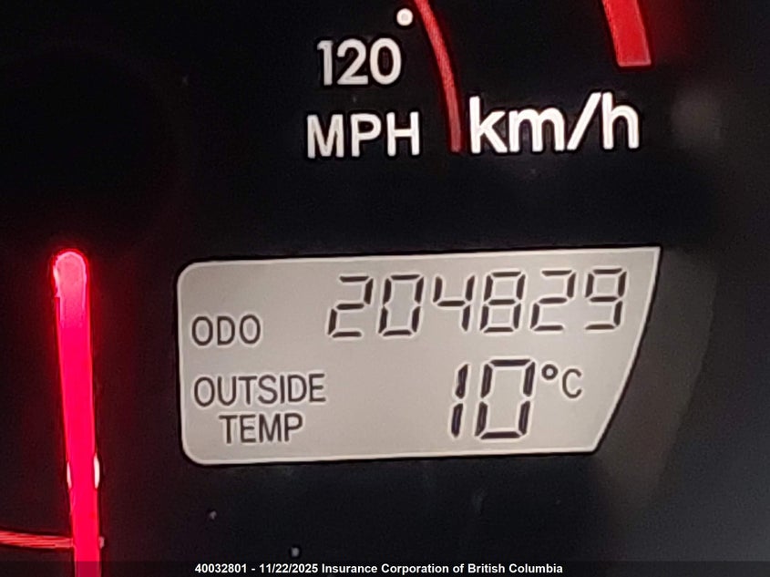 2005 Toyota Corolla Matrix Xr VIN: 2T1KR32EX5C850482 Lot: 40032801