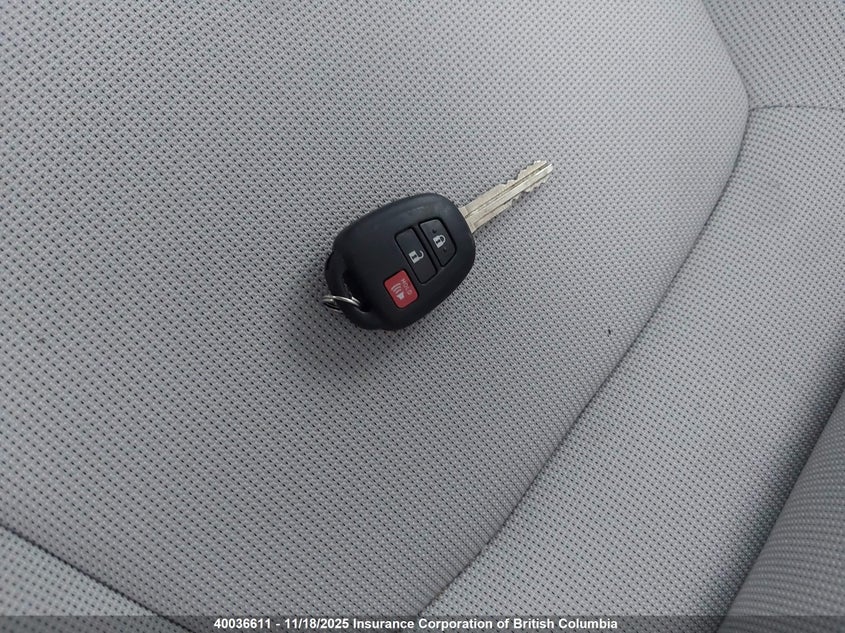 7MUAAABG0RV096522 2024 TOYOTA COROLLA CROSS photo no. 11