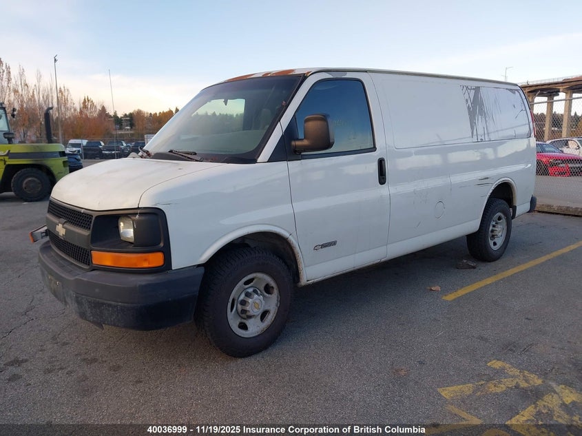 1GCGG25VX31202255 2003 CHEVROLET EXPRESS photo no. 2