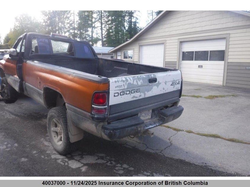 1994 Dodge Ram 1500 VIN: 1B7HF16Y0RS674493 Lot: 40037000